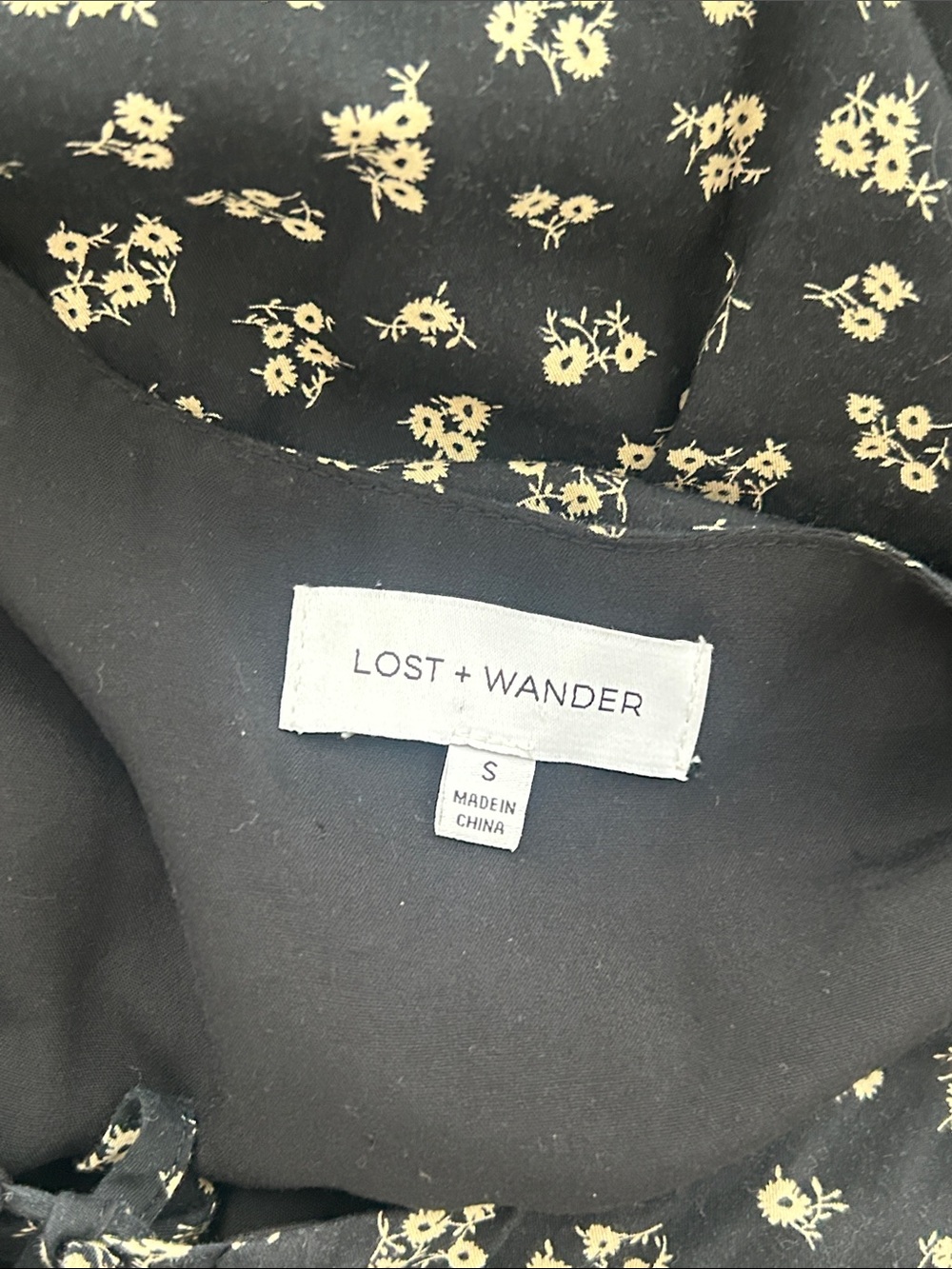 Lost + Wander Black Floral Tie-Neck Mini‎ Dress Size Small EUC - Picture 4 of 5